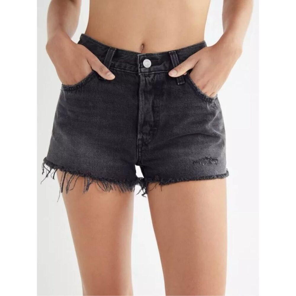 ✨Levi’s 501 Cut Off Sz 27 Shorts Trashed Black Jeans Distressed✨
